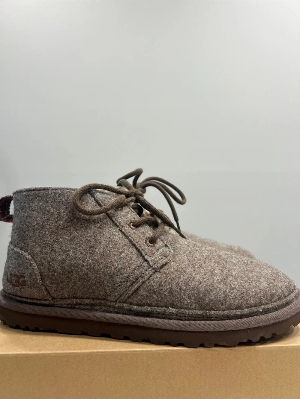 UGG Refelt Neumel Women’s size 9